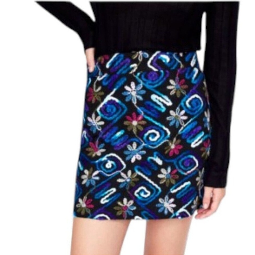 Zara Embroidered Floral Mini Skirt Womens S Black Multicolor Bohemian Festival